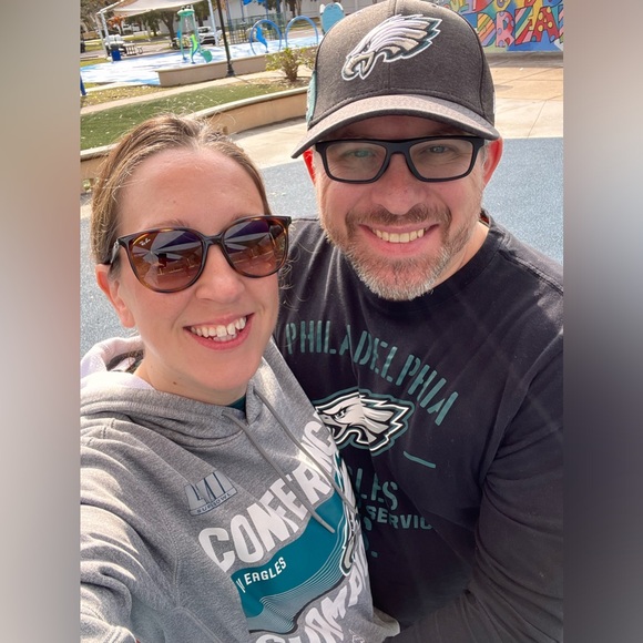 Like to be Notified for a Live Show!! - Picture 5 of 7